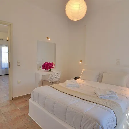 Delmar & Milos - Delmar Collection Hotel