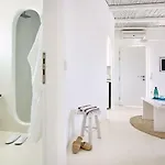 Delmar & Milos - Delmar Collection Hotel Pollonia