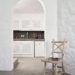 Hotel Delmar & Milos - Delmar Collection 2*