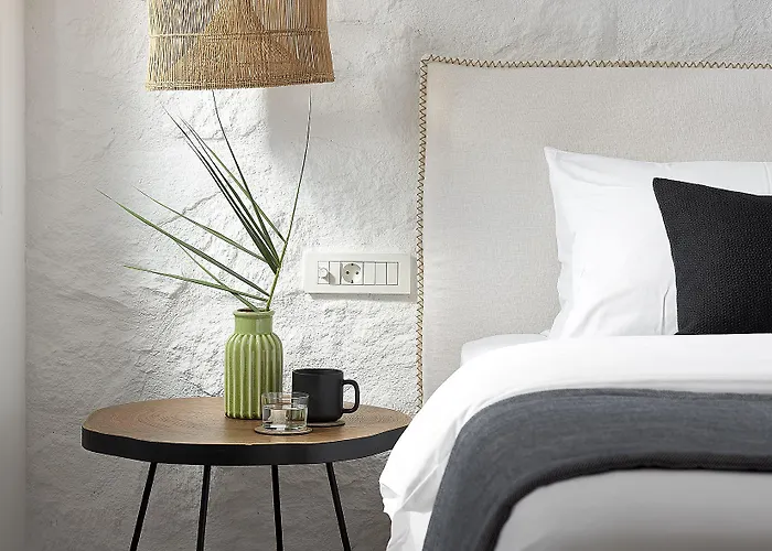 Delmar & Milos - Delmar Collection Hotell Pollonia