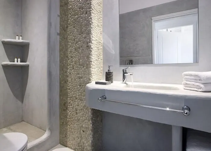 Delmar & Milos - Delmar Collection 2* Pollonia