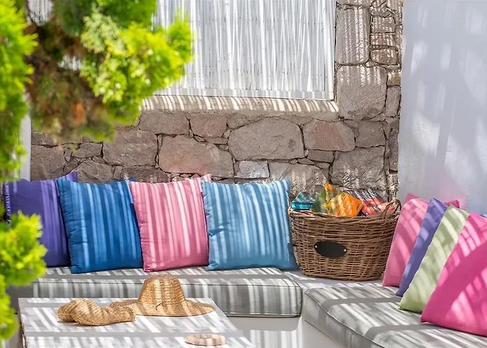 Delmar & Milos - Delmar Collection Pollonia