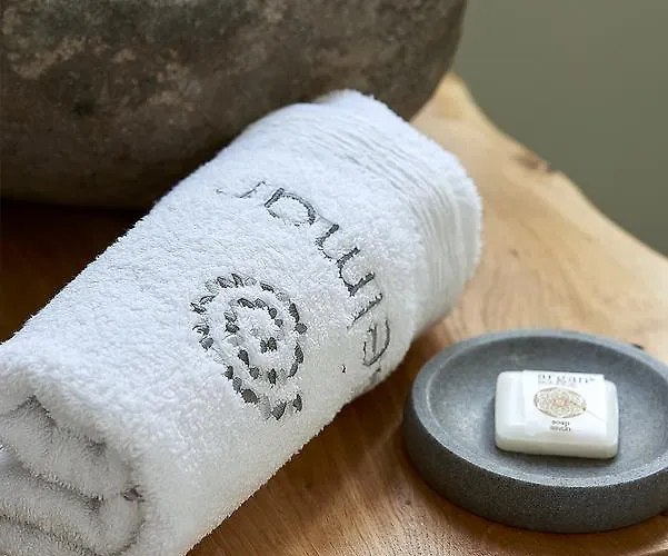 Delmar & Milos - Delmar Collection Pollonia